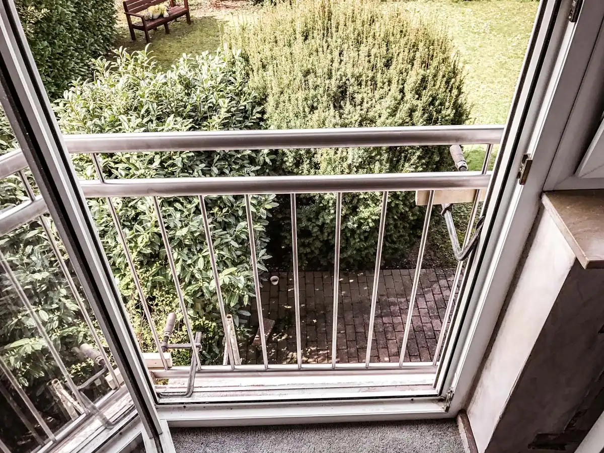 Französischer Balkon aus Edelstahl mit Rundstab, Innenansicht